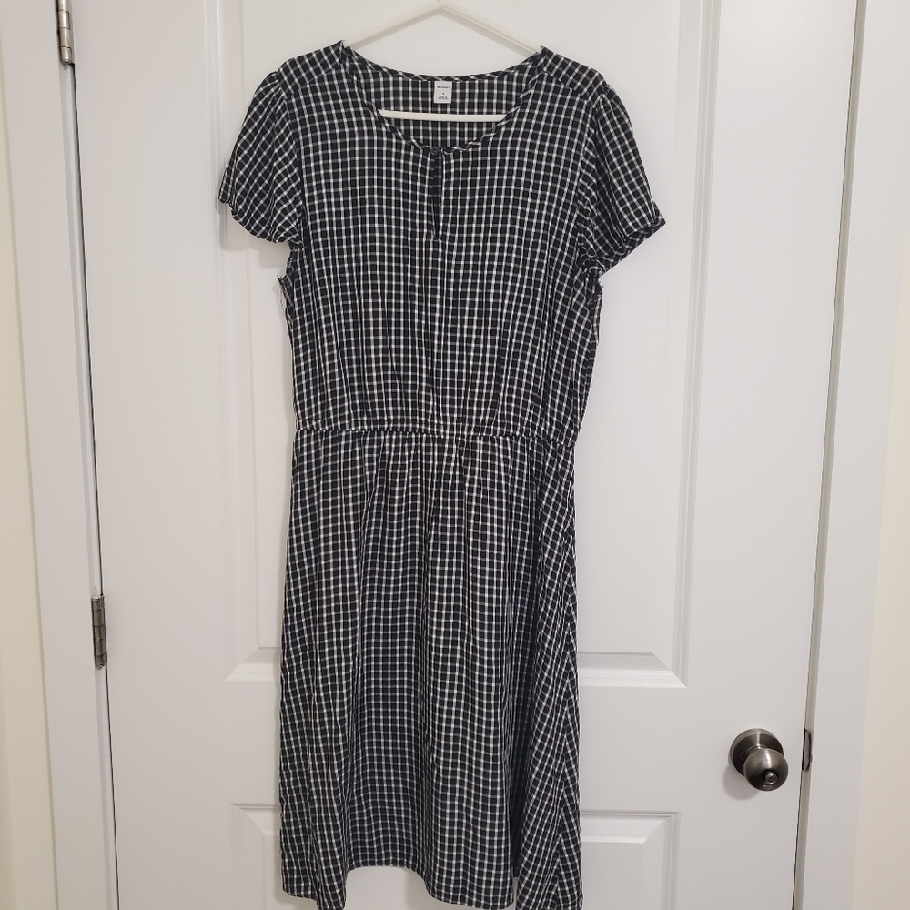 Old Navy Size M Dress black and white checkered